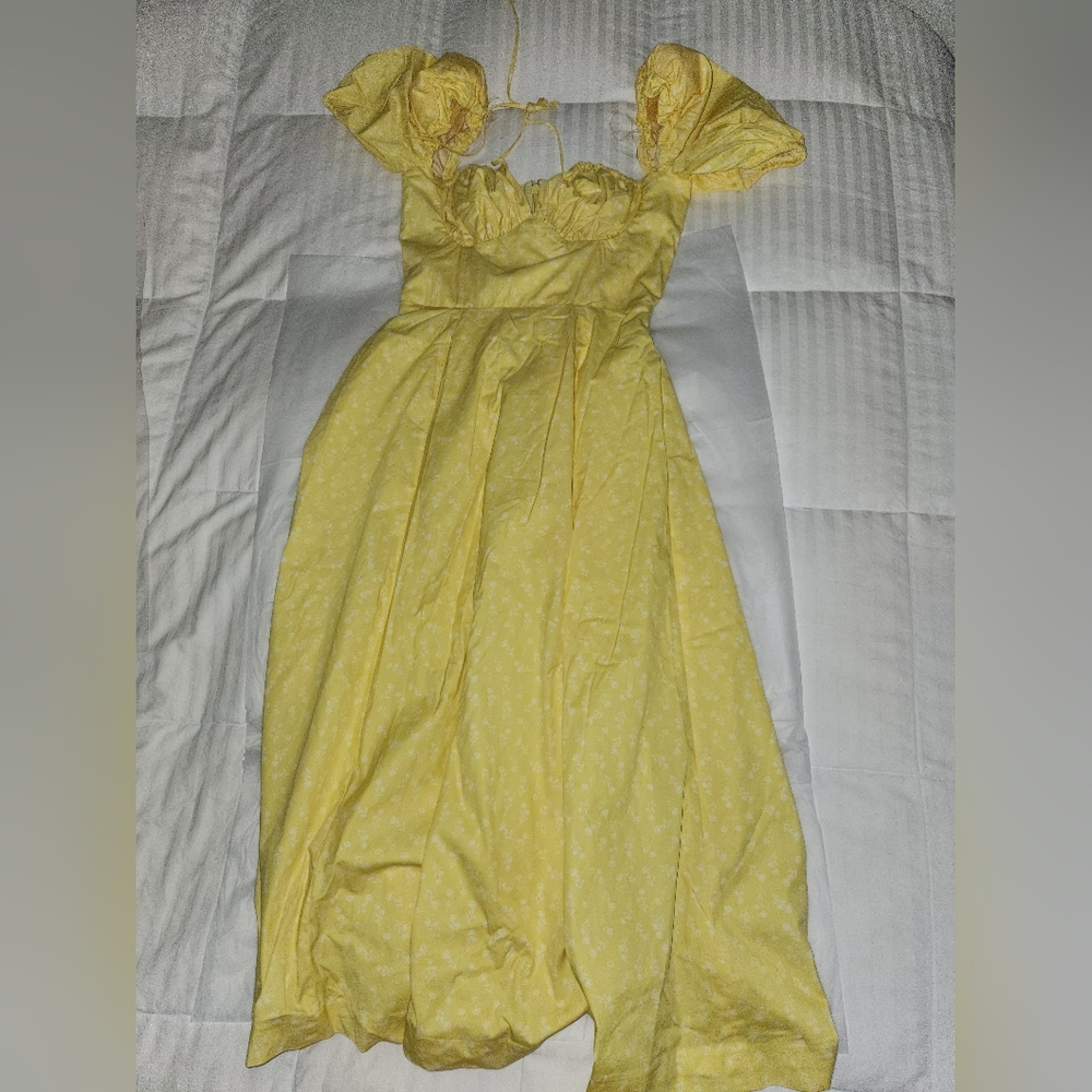 Yellow Floral ''Tallulah' House of CB- Medium - Picture 12 of 13